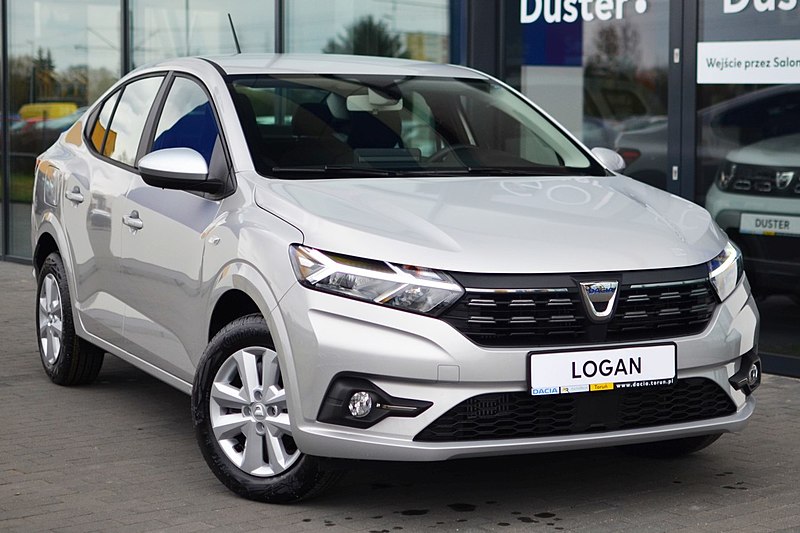 Dacia_Logan_III_(cropped)